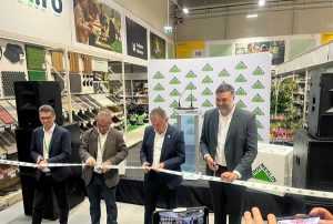 faabd793 80ba 46ef 87a9 486324575a30 1 - Primul magazin Leroy Merlin din Pitești a fost inaugurat