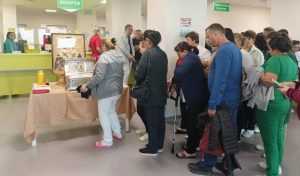 461753978 997136698882440 959435187401416435 n - Racla cu moaștele Sfântului Nectarie a ajuns la Mioveni