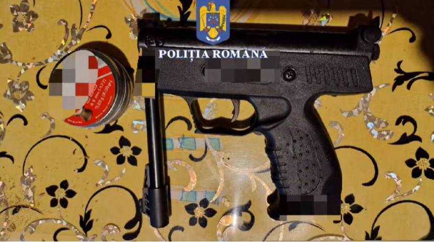 perchezitii politie arme