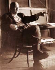 (Video) Argeș - Petre Țuțea, omagiat în localitatea natală 4 Petre Țuțea