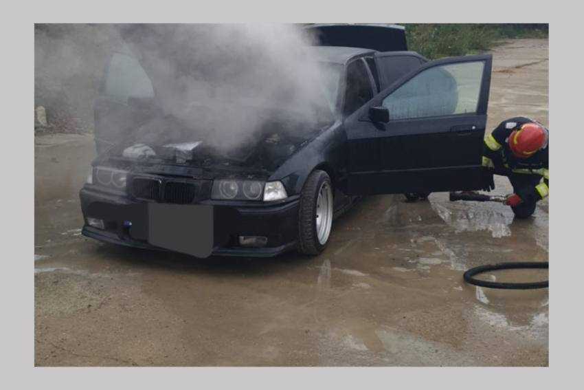 incendiu autoturism masina incendiu autoturism masina