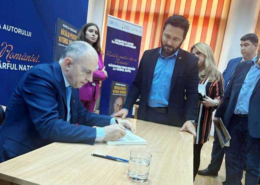 gherzan si geoana Sursă foto: ediția tipărită