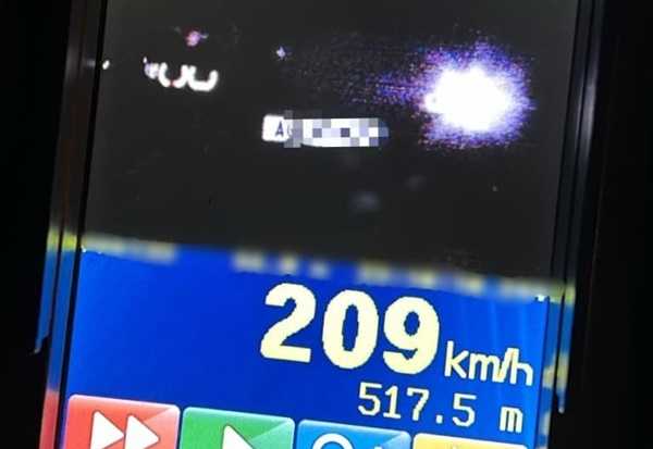 prins de RADAR cu 209 km/h