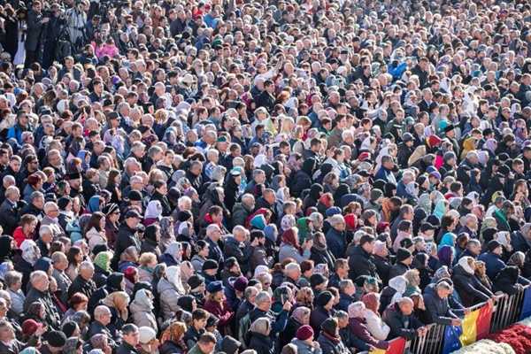 Hramul-Sfintei-Parascheva-2024-foto-doxologia-05-768×512