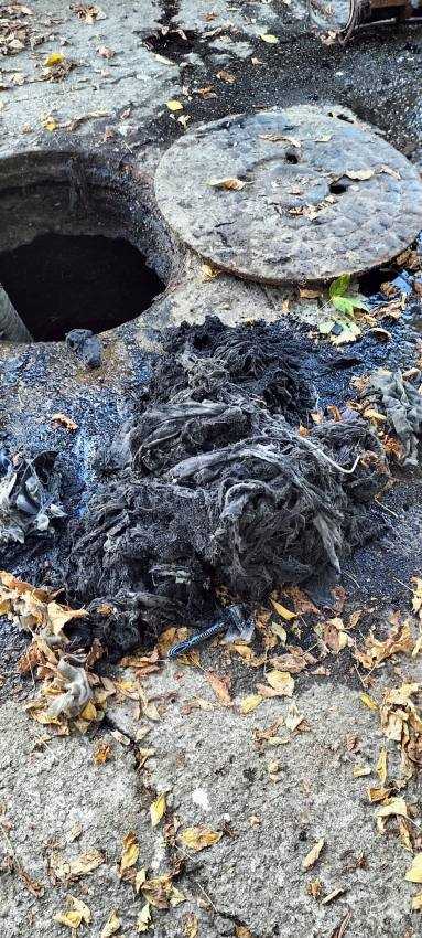 Societatea Apă Canal transmite: „Canalizarea nu este cos de gunoi!” 2 Apa Canal Pitesti canalizare