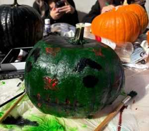 303e8757 c98b 4dbe 9d01 034a063b4b91 - Dovleci cu suflet pentru o faptă bună! Sâmbătă, la Argeș Mall!