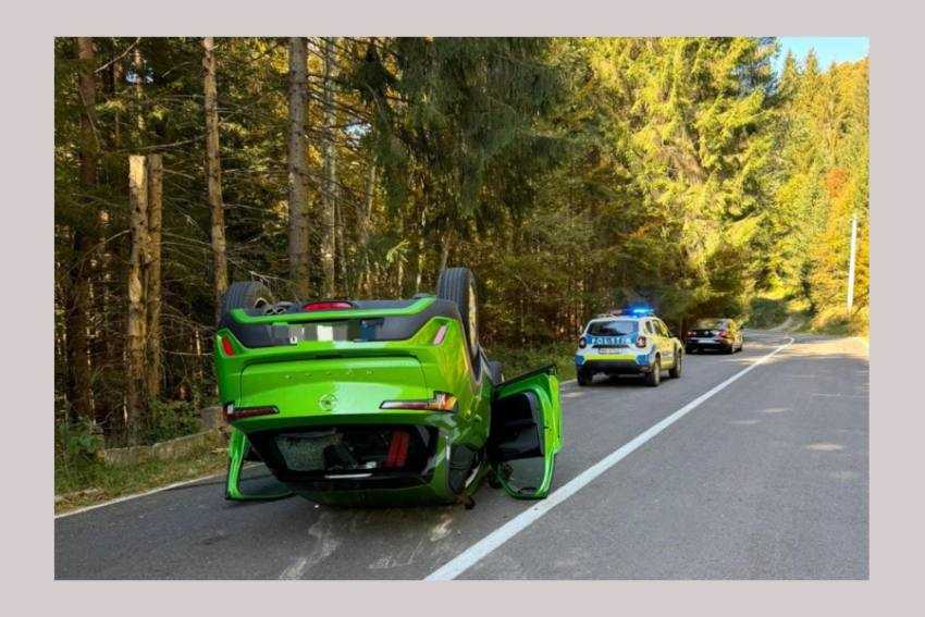 masina rasturnata autoturism rasturnat