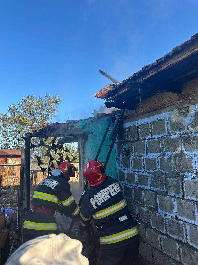 incendiu casa Arges