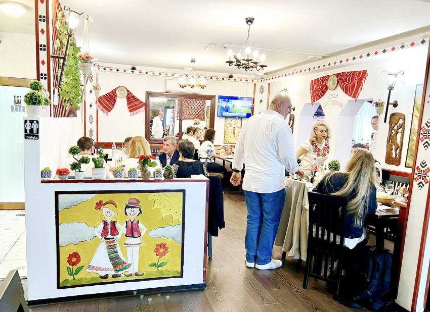 De Ziua Femeii – Zi specială la Restaurant Casa Argeșeană 2 Casa Argeseana