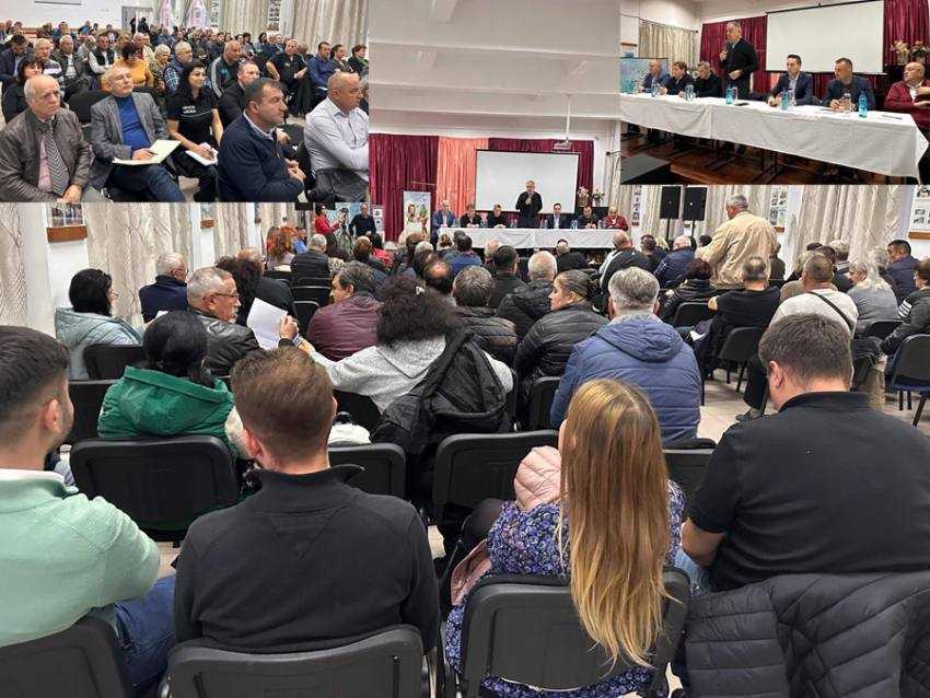 gentea craiovei si razboieni 1 Sursă foto: FB Cristian Gentea.