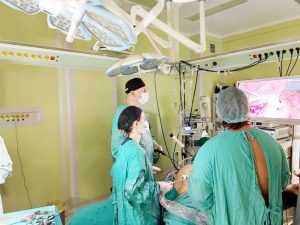 OPERATIE mIOVENI 4 - Intervenție chirurgicală revoluționară la Spitalul Mioveni: o operație de 8 ore pentru cancer pancreatic care, în afară, costă peste 100.000 de euro