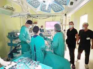 OPERATIE mIOVENI 5 - Intervenție chirurgicală revoluționară la Spitalul Mioveni: o operație de 8 ore pentru cancer pancreatic care, în afară, costă peste 100.000 de euro