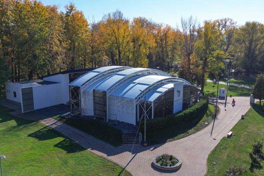 teatruil de vara din strand1 Sursă foto: Primăria Municipiului Pitesti