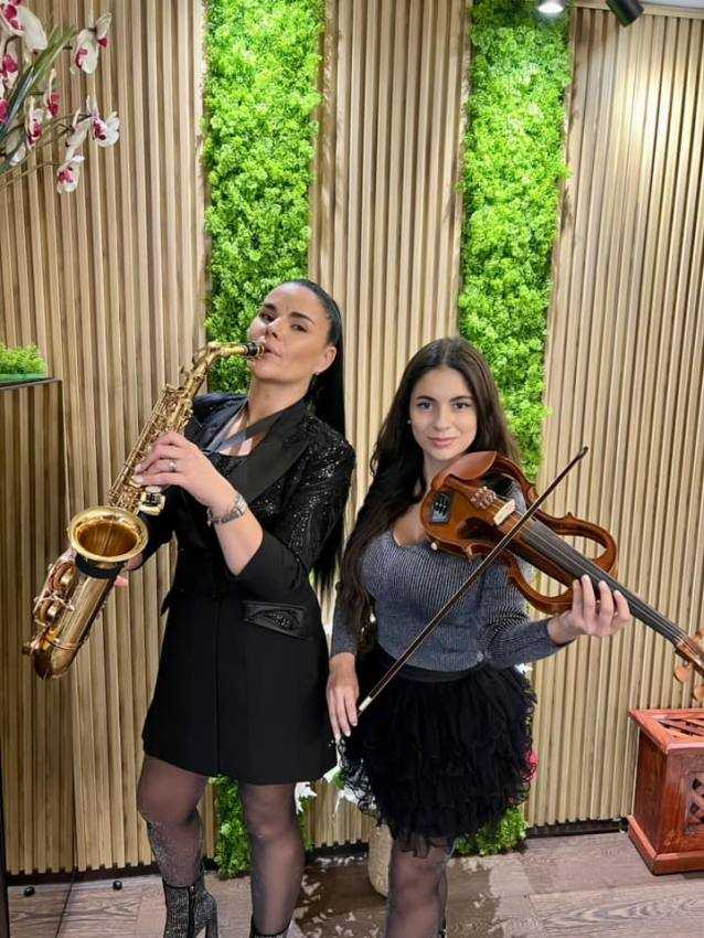 Sărbătorește ziua de Sfinții Mihail și Gavril la Casa Argeșeană din Pitești! 5 Casa Argeșeană