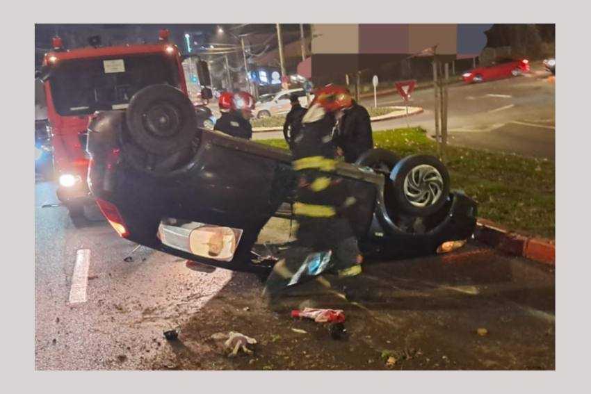 masina rasturnata Pitești masina rasturnata Pitești