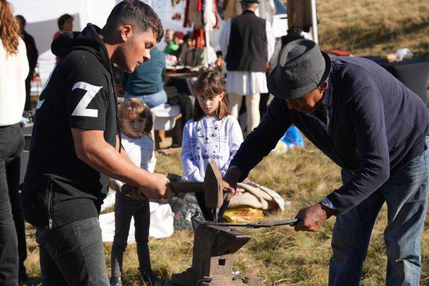 Marin Vasile fierar tezaur uman viu Marin Vasile fierar tezaur uman viu