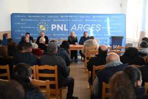 Ministra Justiției, Alina Gorghiu, președinta PNL Argeș a fost în mijlocul cetățenilor din Băiculești 18 Alina Gorghiu PNL
