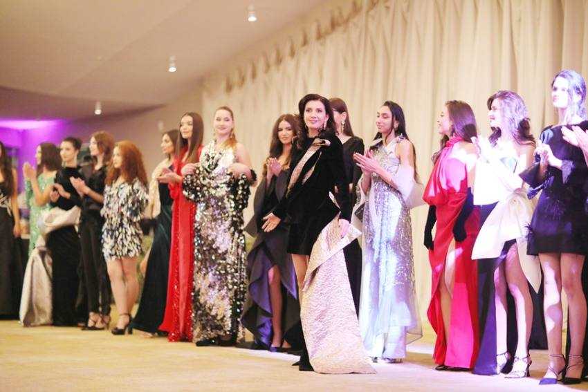 BALUL ANCHETA 2024 – 21 de ani de presă quality 11 Prezentare moda - BALUL ANCHETA 2024 – 21 de ani de presă quality