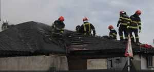 incendiu hala Argeș