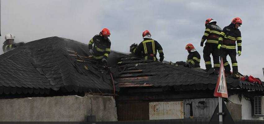 incendiu hala Argeș incendiu hala Argeș
