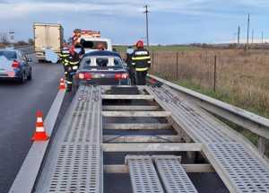 Accident cu victimă pe Autostrada A1, sensul spre Pitești. O mașină și o autoplatformă implicate 5 83212e46 533a 4ee0 8da8 23b7c58a8878 - Accident cu victimă pe Autostrada A1, sensul spre Pitești. O mașină și o autoplatformă implicate