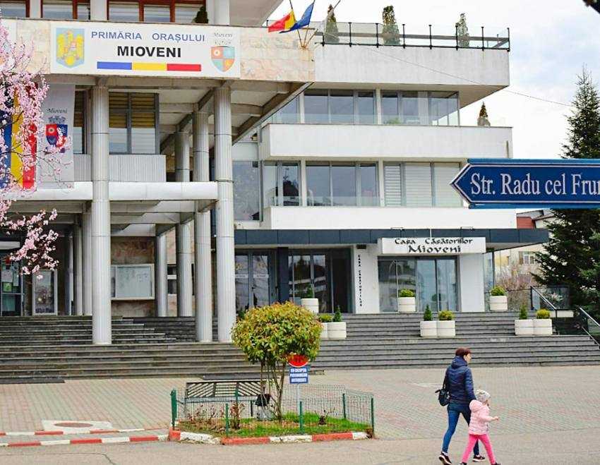 primaria mioveni generic Sursă foto: FB Primăria Orașului Mioveni