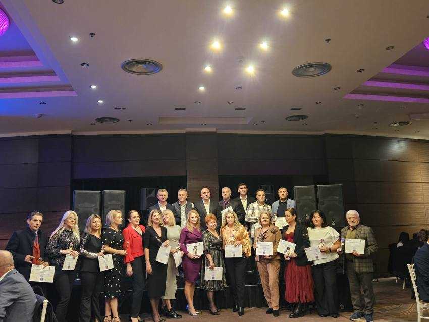 (Video) Gala Sportului Școlar Argeșean a premiat performanța! 1 Gala sportului școlar argeșean editia aIVa