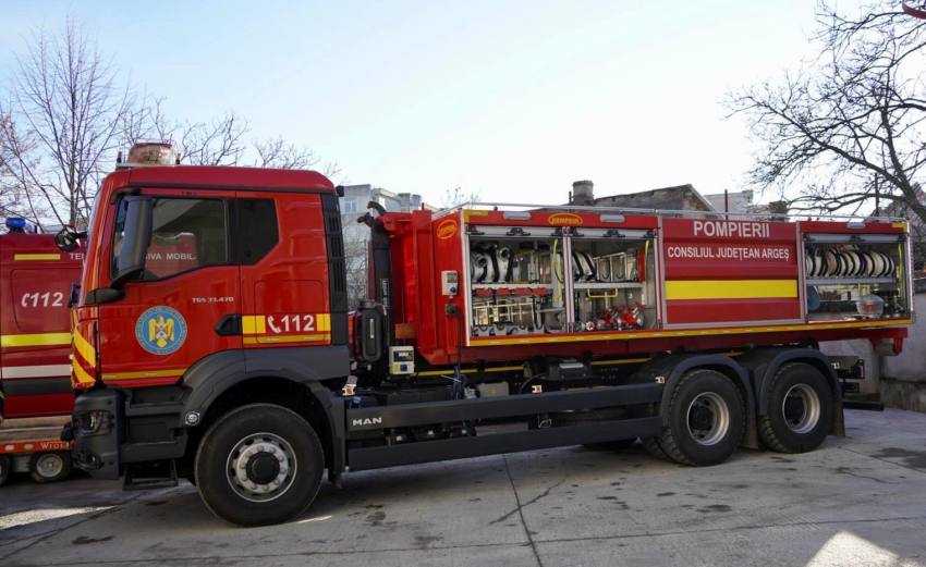 eveniment la ISU Argeș