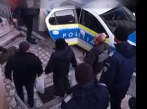 cats 2 - (VIDEO) Cămătari din Câmpulung, reținuți de polițiștii argeșeni!