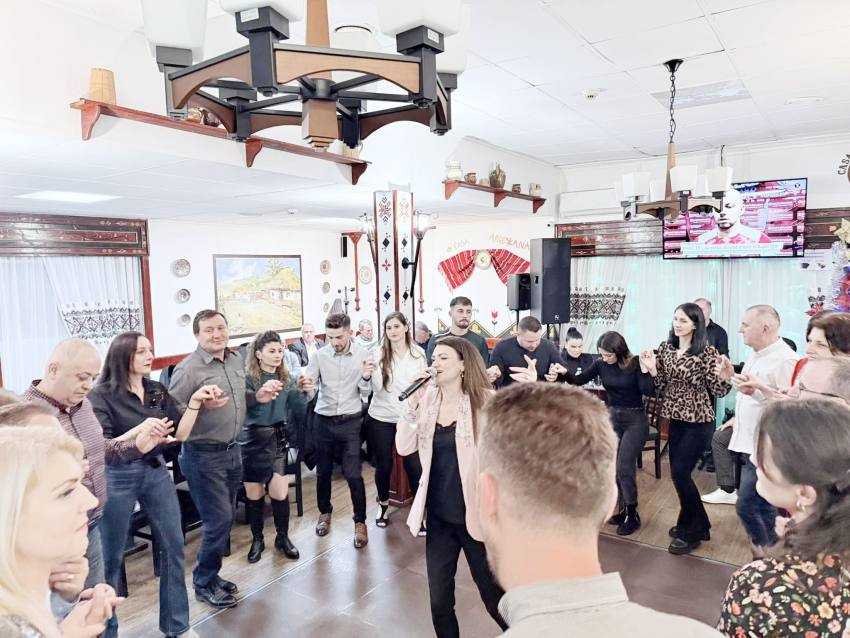 Casa Argeșeană Tradițional – petreceri de neuitat cu muzică live 4 Casa Argeșeană