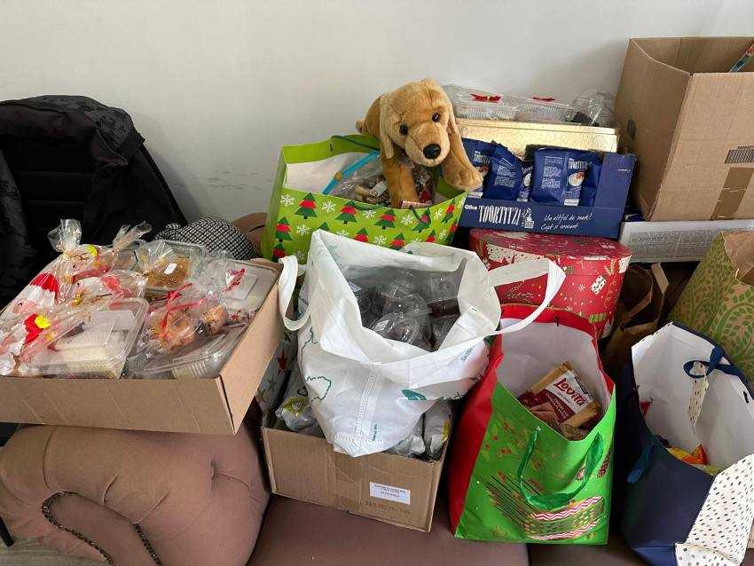 Elevii CNICB, implicați în noi acțiuni caritabile: sprijin pentru copiii aflați în dificultate! 4 Elevii CNICB