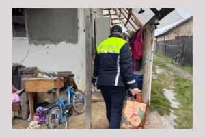 politistii cadouri copii Argeș