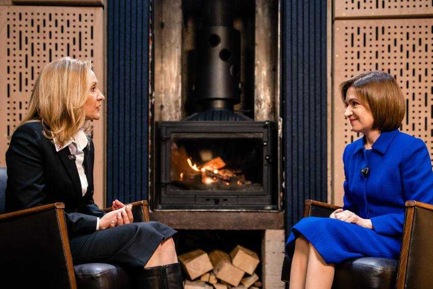 elena lasconi si maia sandu Sursă foto: FB Elena Lasconi.