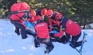 O persoană a murit și 97 au fost salvate de pe munte în ultimele 24 de ore 29 salvatori montani