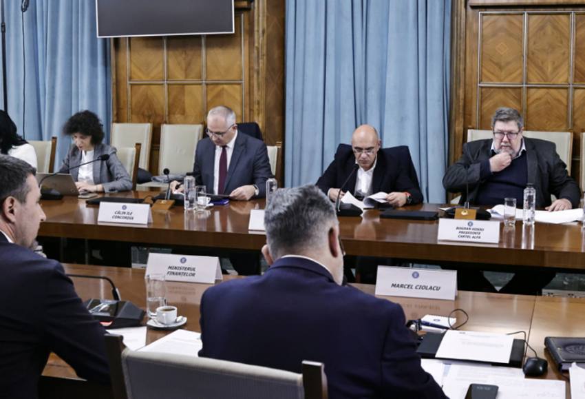 Consiliului Național Tripartit pentru Dialog Social, de la Palatul Victoria2 Sursă foto: gov.ro