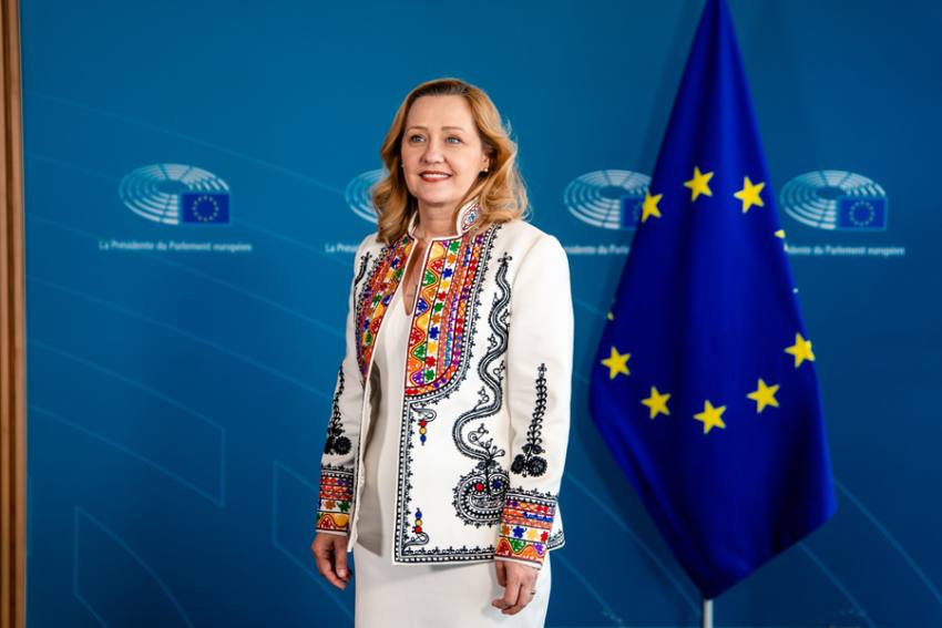 Sursă foto: FB Elena Lasconi