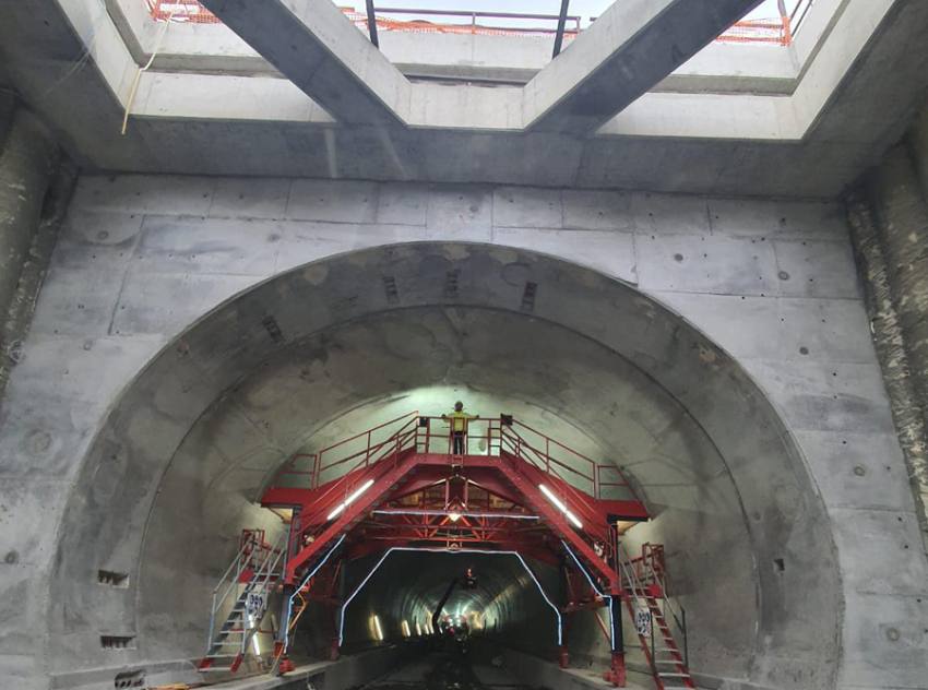 tunel daniela si alina 3 ianuarie 2024 cu secretarul deschidere 2 Sursă foto: FB Irinel Ionel Scrioșteanu.