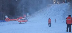 Accident grav pe pârtie. A fost nevoie de intervenția unui elicopter SMURD 25 accident pe partie