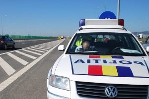 Cu permisul suspendat, gonea pe autostrada A1 cu 189 km/h 13 masina politie autostrada1 1060x540 1 - Cu permisul suspendat, gonea pe autostrada A1 cu 189 km/h