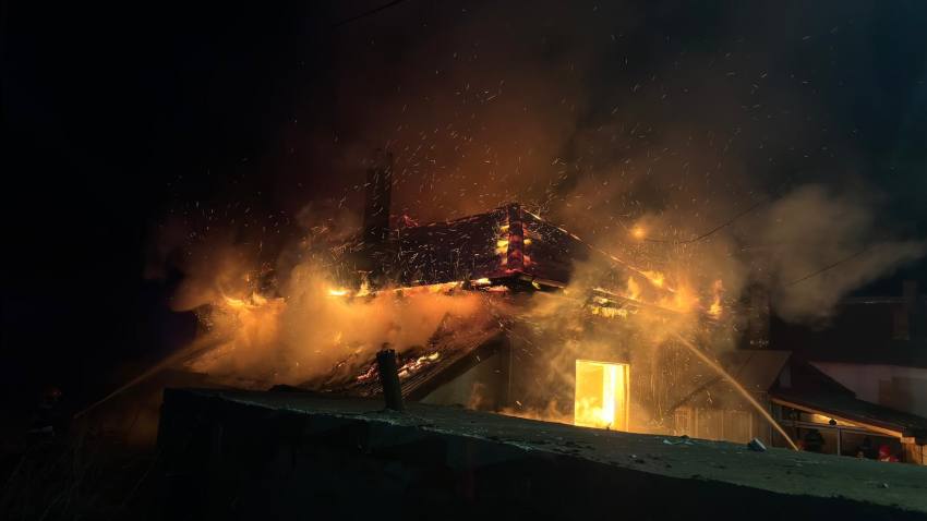 WhatsApp Image 2025-01-16 at 23.55.23 (1)