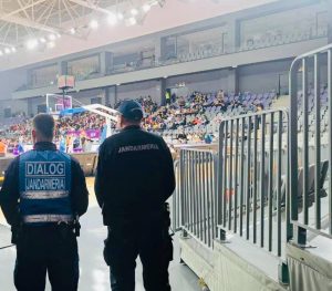 Jandarmii argeșeni asigură măsuri de ordine publică la meciul de baschet de la Pitești Arena 4 jandarmi Argeș