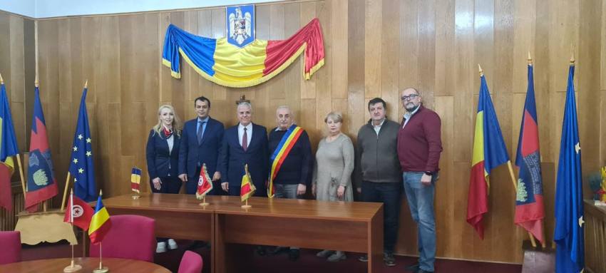 AZI. S-a semnat acordul de colaborare între Topoloveni și orașul Grombalia din Tunisia 2 la Topoloveni