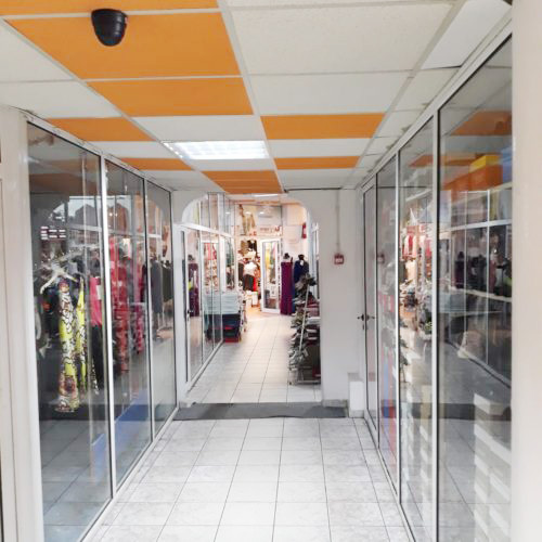 Complexul Comercial John – tot ce ai nevoie, într-un singur loc! 8 John2 - Complexul Comercial John – tot ce ai nevoie, într-un singur loc!