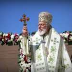 Patriarhul Daniel îl felicită pe Înaltpreasfințitul Calinic la 40 de ani de arhierie 10 Sursă foto: FB Arhiepiscopia Argeșului și Muscelului.