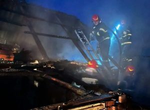Fumatul i-a fost fatal! A adormit cu țigara aprinsă, iar locuința a luat foc 1 cats 1 - Fumatul i-a fost fatal! A adormit cu țigara aprinsă, iar locuința a luat foc
