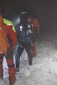 475533133 1008003408030898 595773065433086764 n - Inconștiența îl putea costa viața! A ignorat avertismentele și s-a rătăcit pe munte