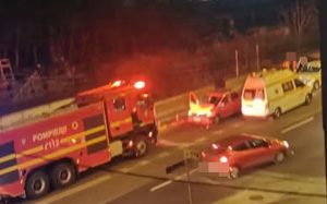 Accident în Pitești! 4 vehicule implicate 1 0923b772 b173 4fe1 befd 55975ce7e7d0 - Accident în Pitești! 4 vehicule implicate