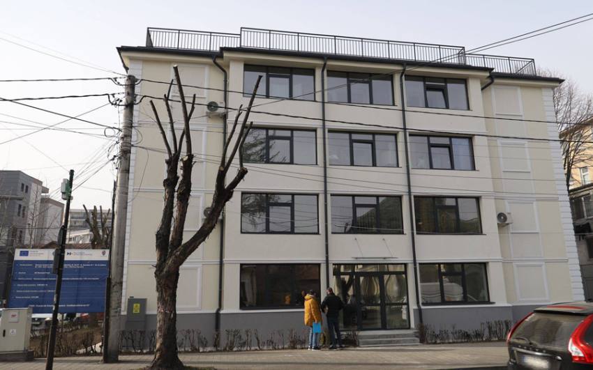 Bulevardul Republici bl 1IRTA deschidere Sursă foto: FB Cristian Gentea.