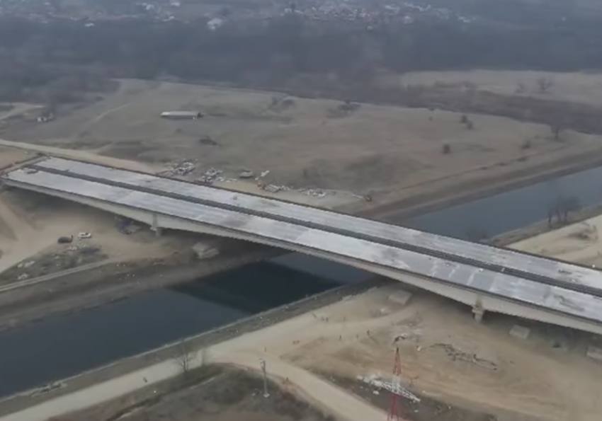 ”În scurt timp se va putea circula de la Curtea de Argeș la București, pe autostradă, pe o distanță de aproximativ 140 km” 2 Sursă foto: Screenshot FB CNAIR