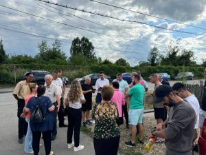 Dragoș Predescu. Le transmit tinerilor să nu renunțe ușor și să aibă încredere în ei! 4 Dragos Predescu teren 3 - Dragoș Predescu. Le transmit tinerilor să nu renunțe ușor și să aibă încredere în ei!